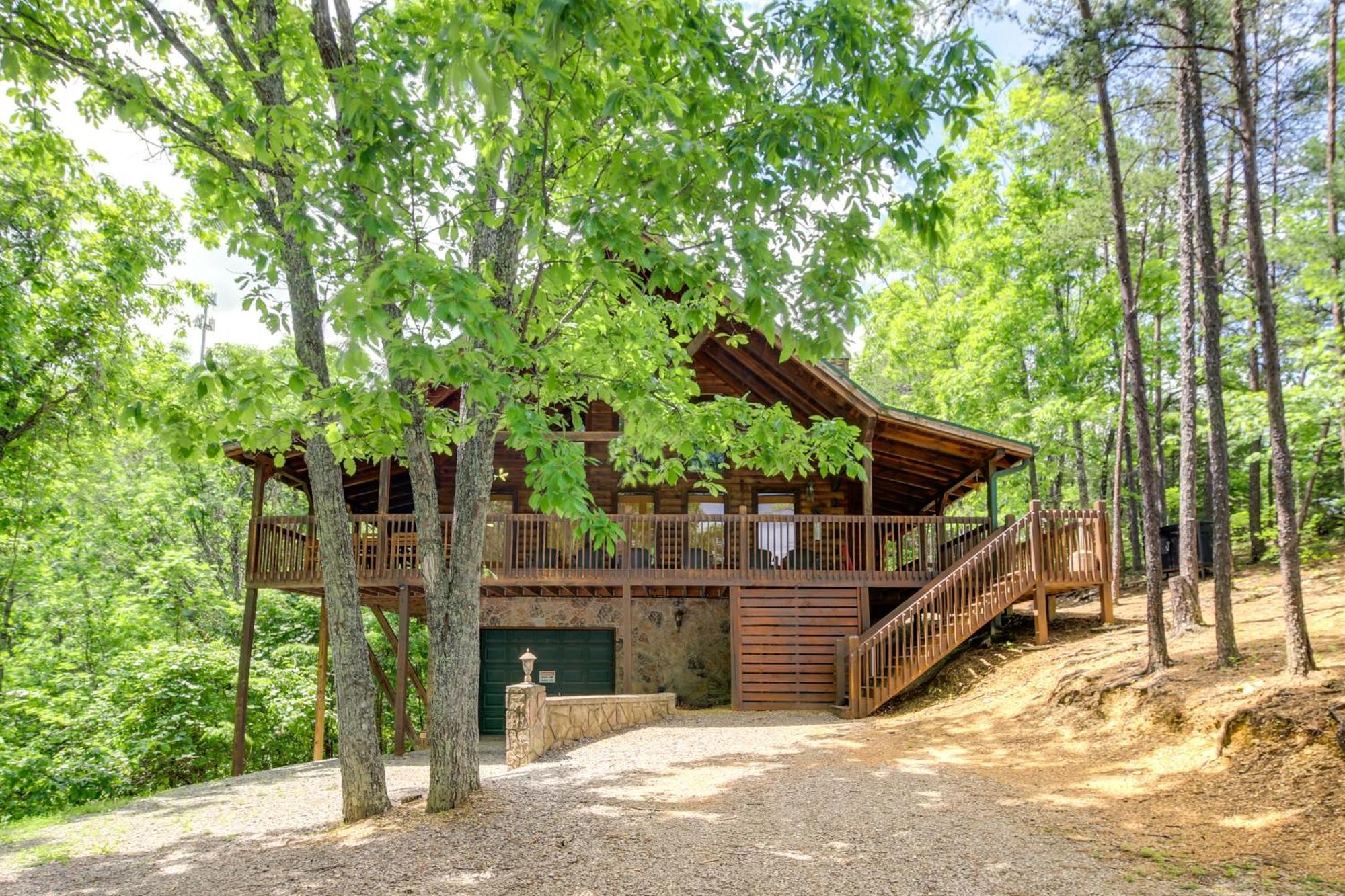 Sevierville Cabin With Deck Minutes To Pigeon Forge Εξωτερικό φωτογραφία