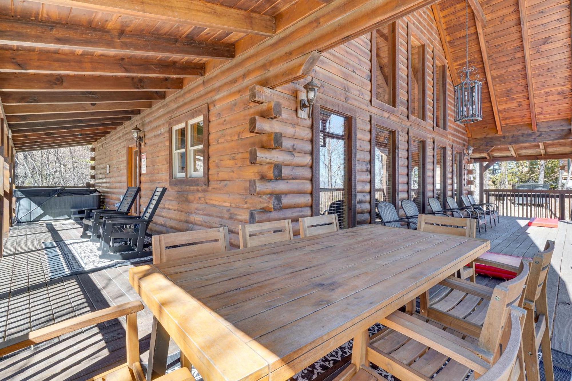 Sevierville Cabin With Deck Minutes To Pigeon Forge Εξωτερικό φωτογραφία