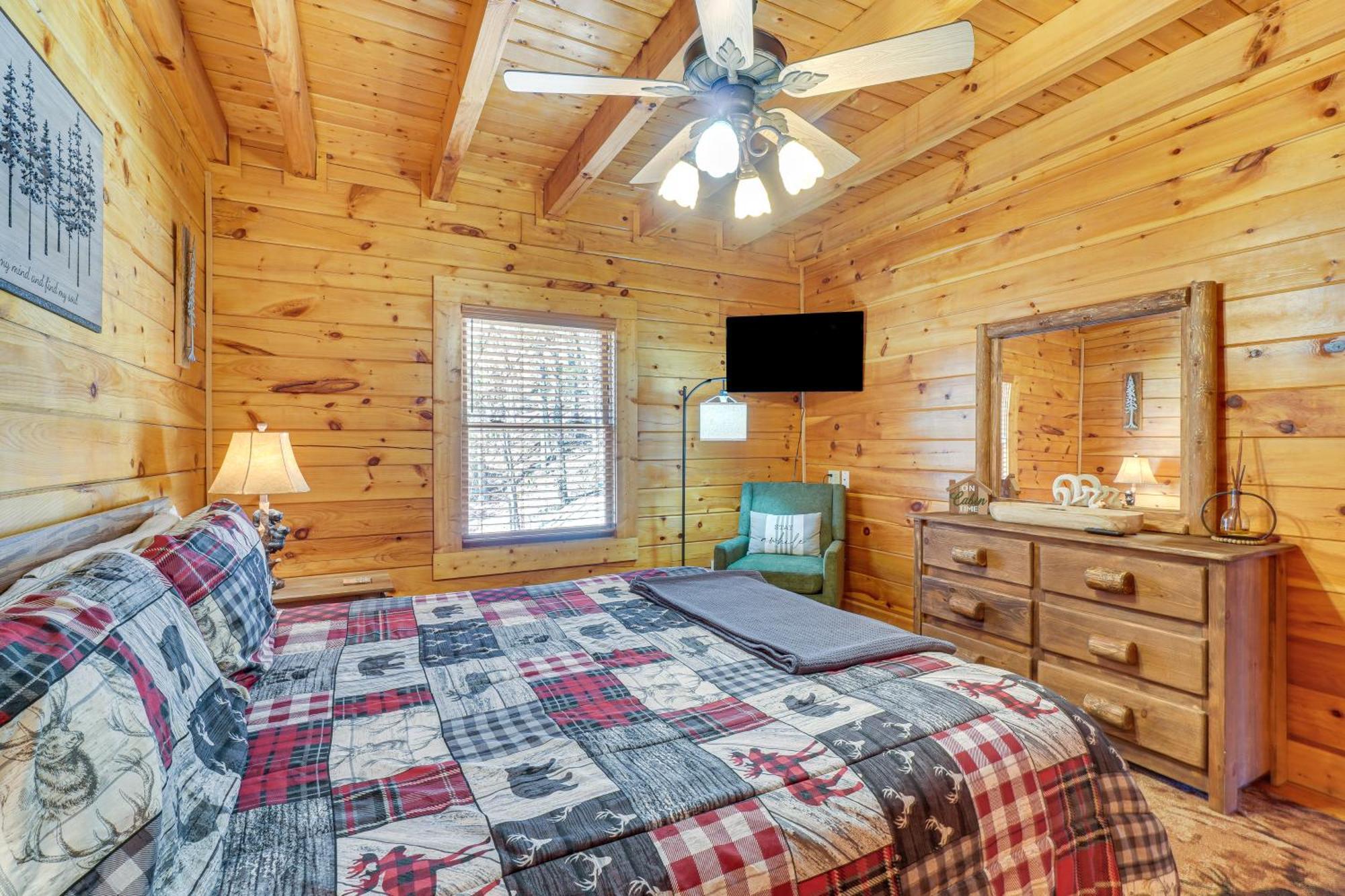 Sevierville Cabin With Deck Minutes To Pigeon Forge Εξωτερικό φωτογραφία